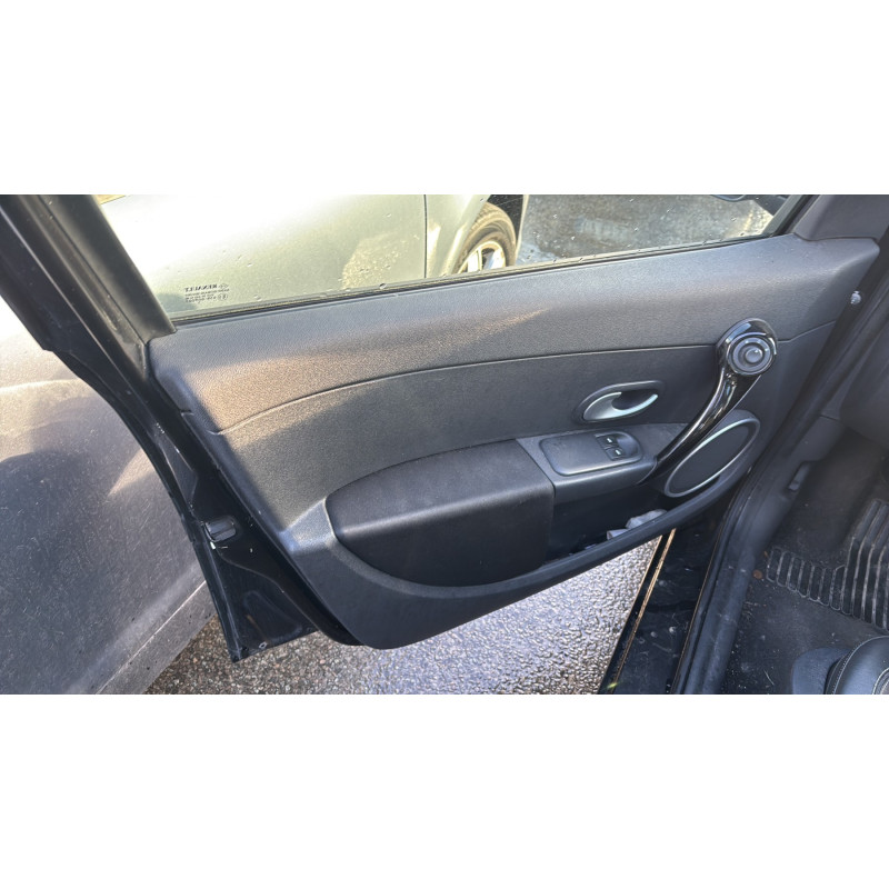 Air bag conducteur RENAULT CLIO 3 Photo n°13