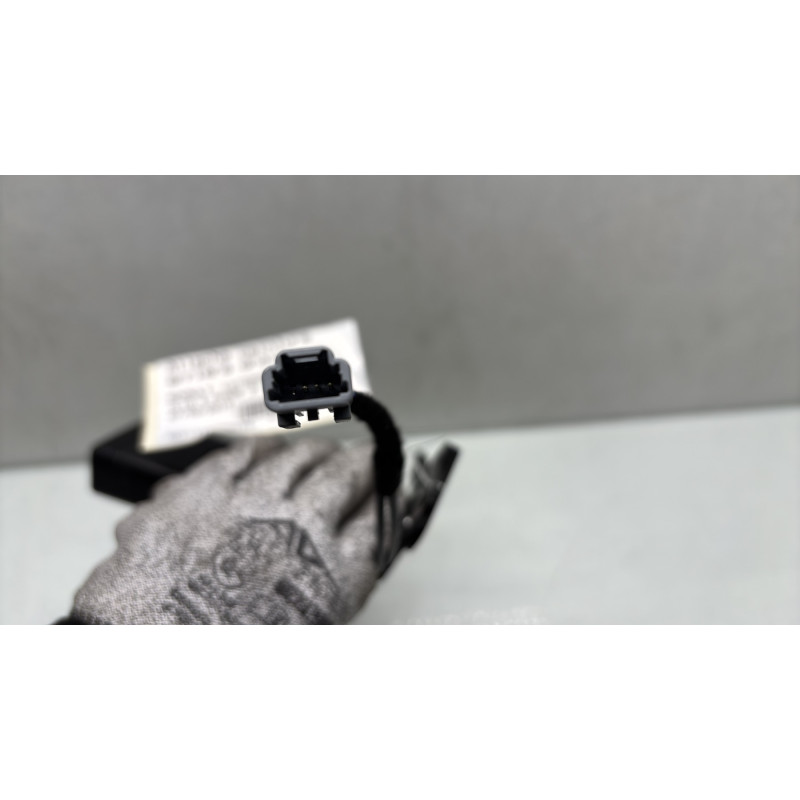 Attache ceinture arriere droit RENAULT CLIO 4 Photo n°5