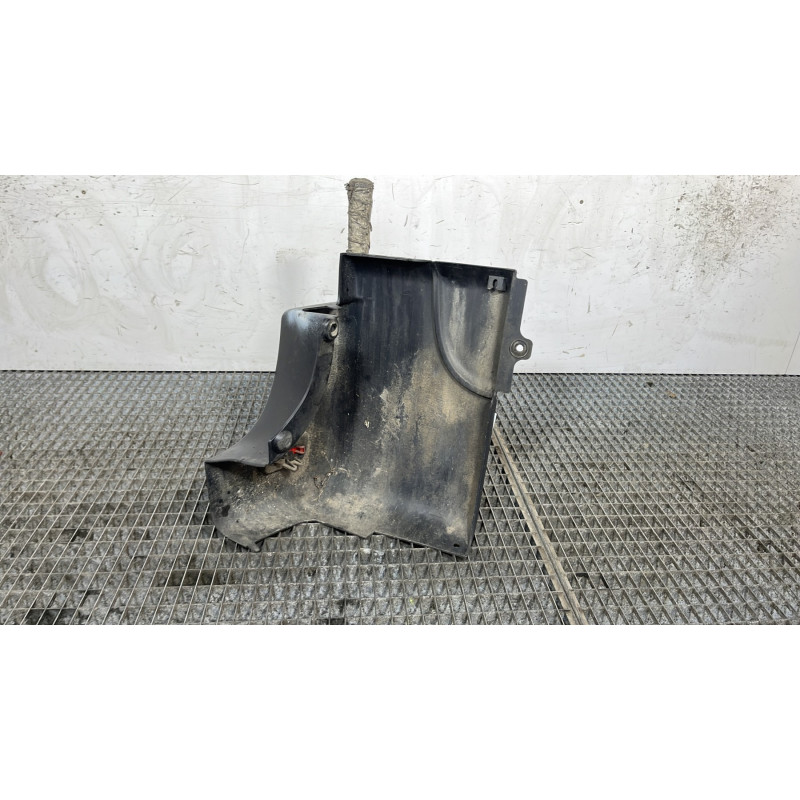 Crosse arriere gauche RENAULT MASTER 3 Photo n°4