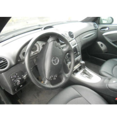 Custode arriere droit MERCEDES CLASSE CLK 209