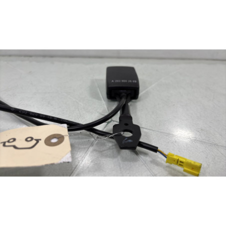 Attache ceinture avant droit MERCEDES CLASSE CLK 209 Photo n°1
