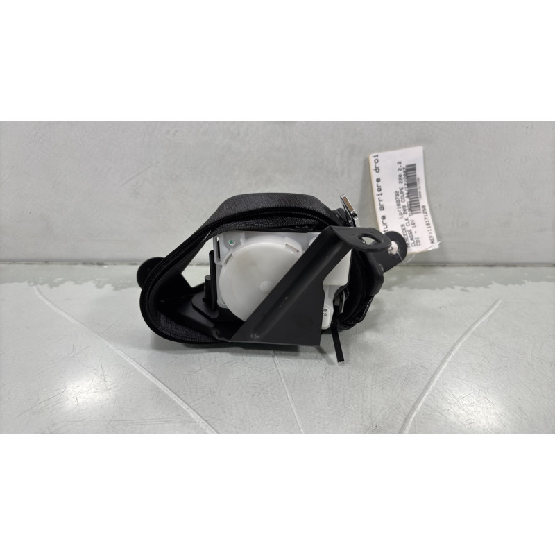 Ceinture arriere droit MERCEDES CLASSE CLK 209 Photo n°1