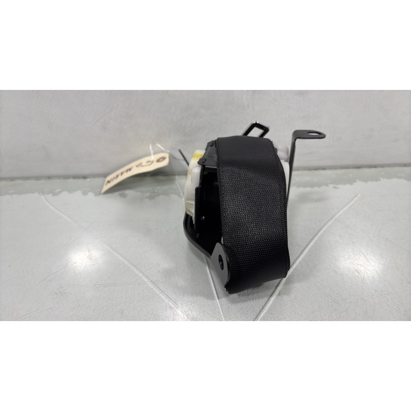Ceinture arriere droit MERCEDES CLASSE CLK 209 Photo n°4