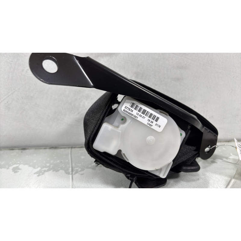 Ceinture arriere gauche MERCEDES CLASSE CLK 209 Photo n°4