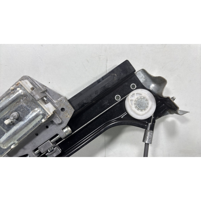 Leve vitre electrique avant gauche MERCEDES CLASSE CLK 209 Photo n°5