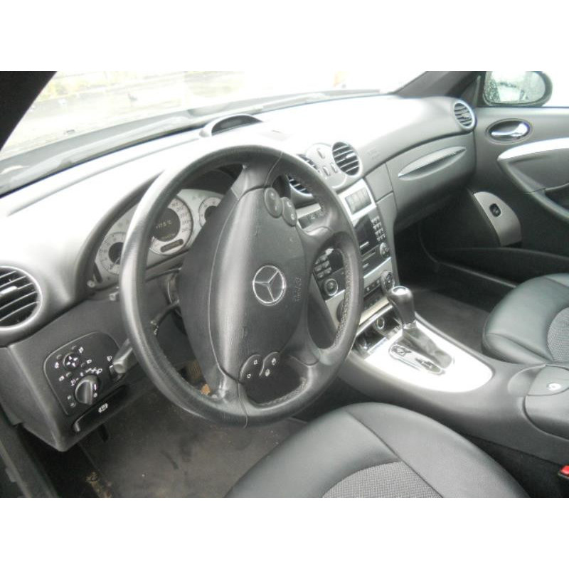 Cremaillere assistee MERCEDES CLASSE CLK 209 Photo n°10