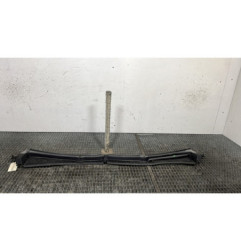 Baie de pare brise PEUGEOT 208 1