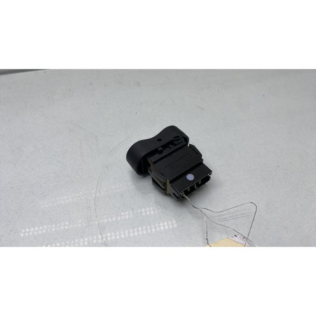 Commande degivrage lunette arriere DACIA DUSTER 1