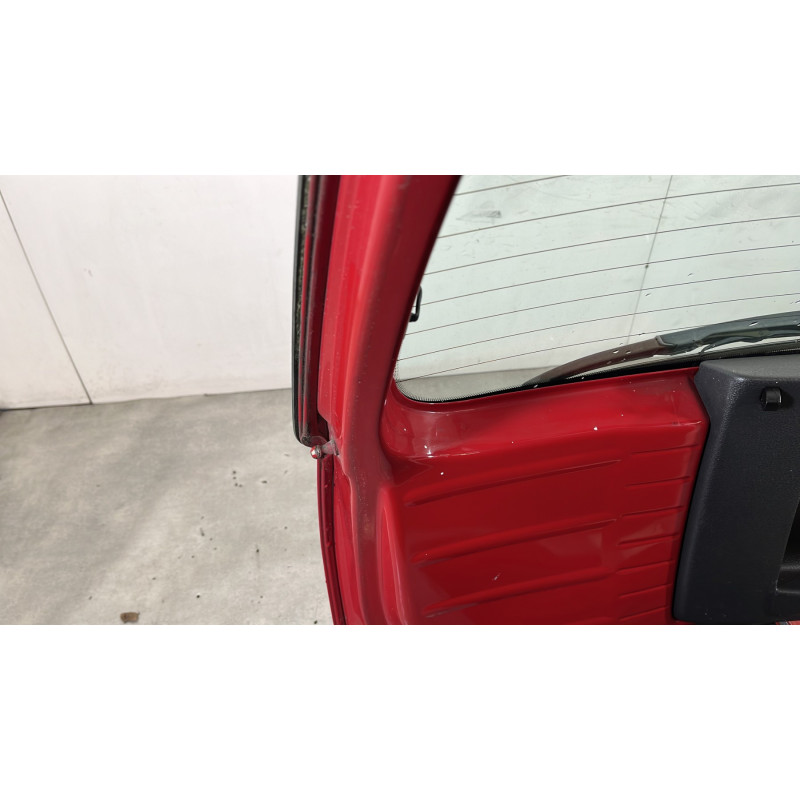 Malle/Hayon arriere VOLKSWAGEN FOX Photo n°9