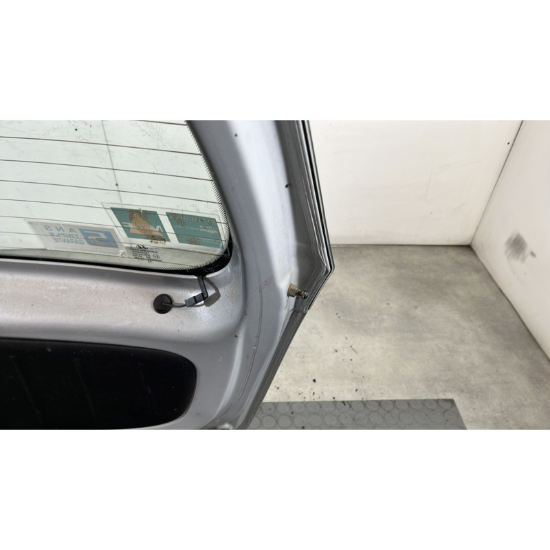 Malle/Hayon arriere HYUNDAI I 10 1 Photo n°8