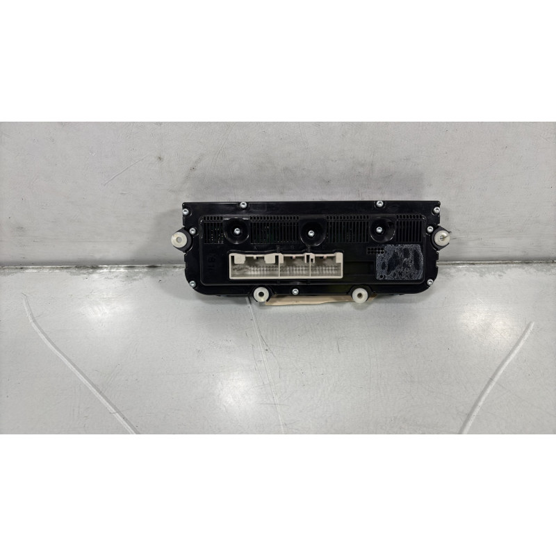 Commande chauffage VOLKSWAGEN GOLF 5 Photo n°2
