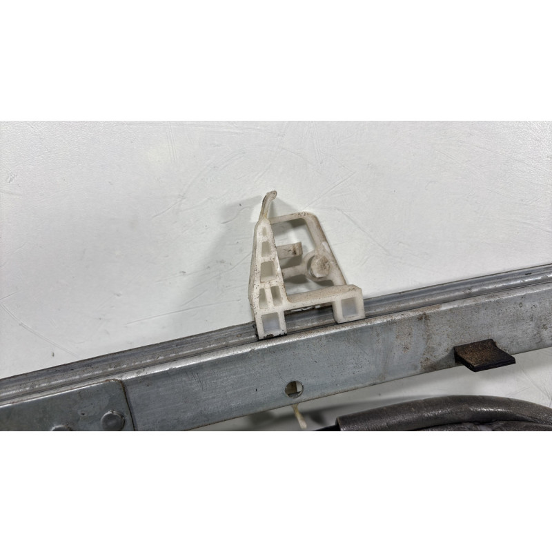 Leve vitre electrique avant gauche CITROEN XSARA Photo n°3