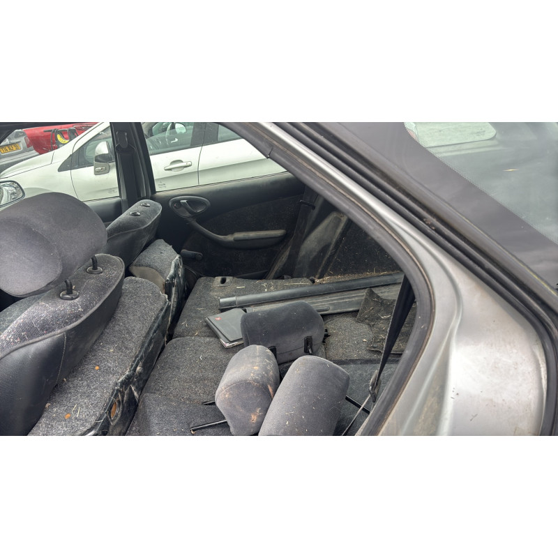 Pare boue avant droit CITROEN XSARA Photo n°17