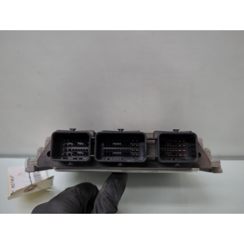 Calculateur moteur PEUGEOT 307 Photo n°3