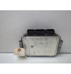 Calculateur moteur PEUGEOT 307