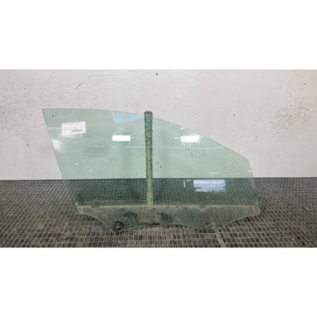 Vitre avant droit PEUGEOT 308 2 Photo n°1