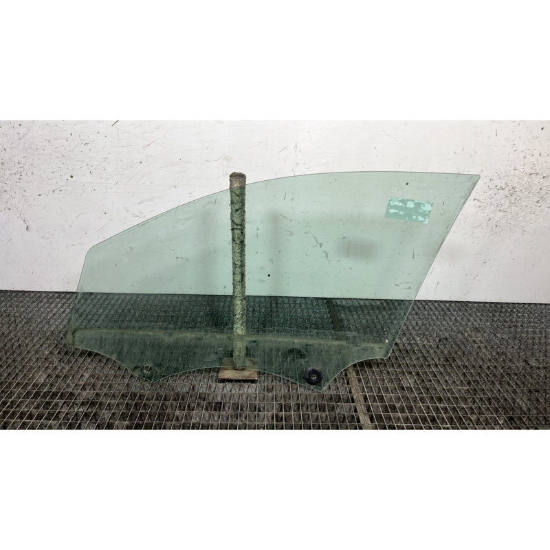 Vitre avant droit PEUGEOT 308 2 Photo n°4