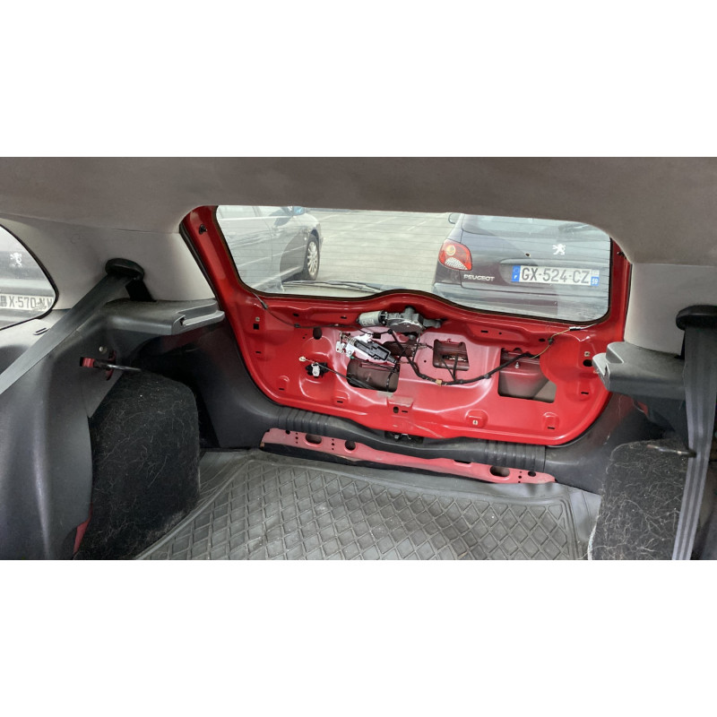 Aile avant gauche FORD FIESTA 5 Photo n°18