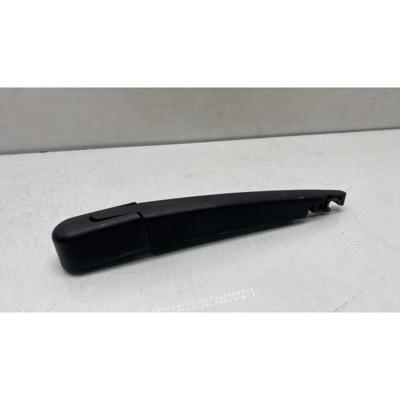 Bras essuie glace arriere HYUNDAI I 10 2 Photo n°1
