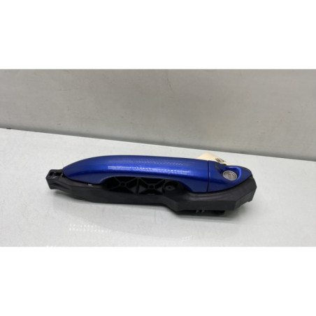 Poignee porte avant gauche HYUNDAI I 10 2 Photo n°1
