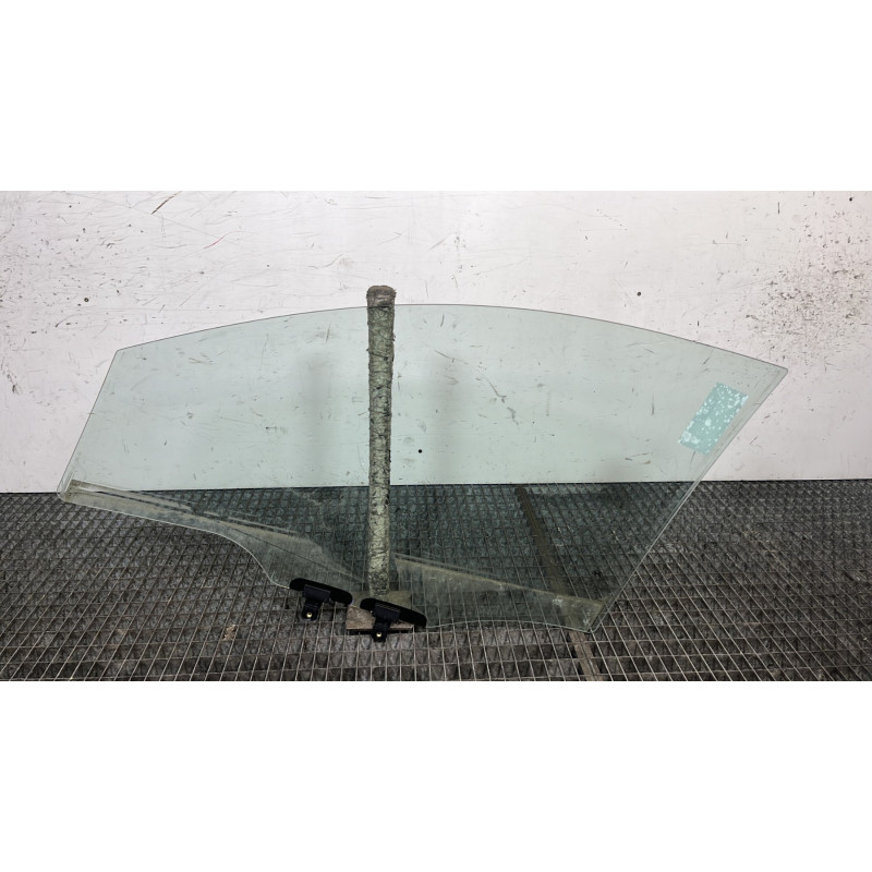 Vitre avant droit HYUNDAI I 10 2 Photo n°4