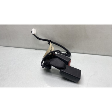 Attache ceinture arriere droit HYUNDAI I 10 2 Photo n°1