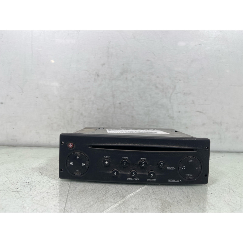 Autoradio d'origine RENAULT TRAFIC 2 Photo n°1