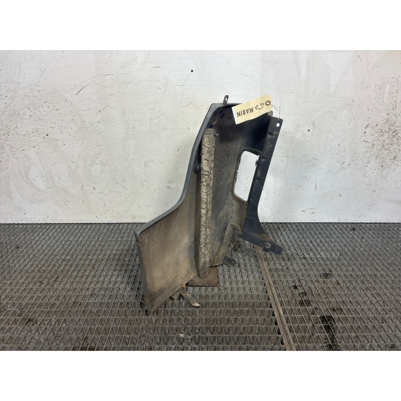 Crosse arriere droit RENAULT TRAFIC 2 Photo n°3