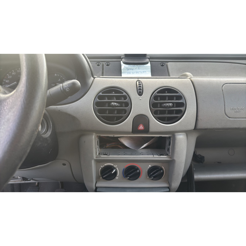 Feu arriere stop central RENAULT KANGOO 1 Photo n°20