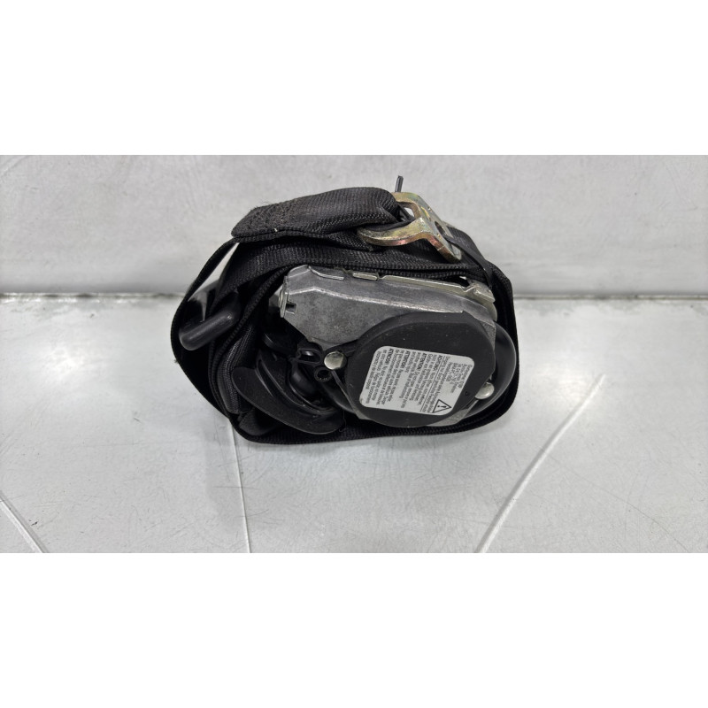 Pretensionneur de ceinture avant droit VOLKSWAGEN GOLF 5 Photo n°2
