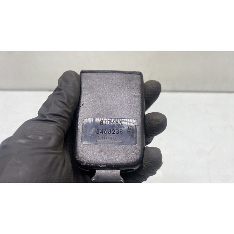 Attache ceinture arriere gauche RENAULT TWINGO 1 Photo n°4