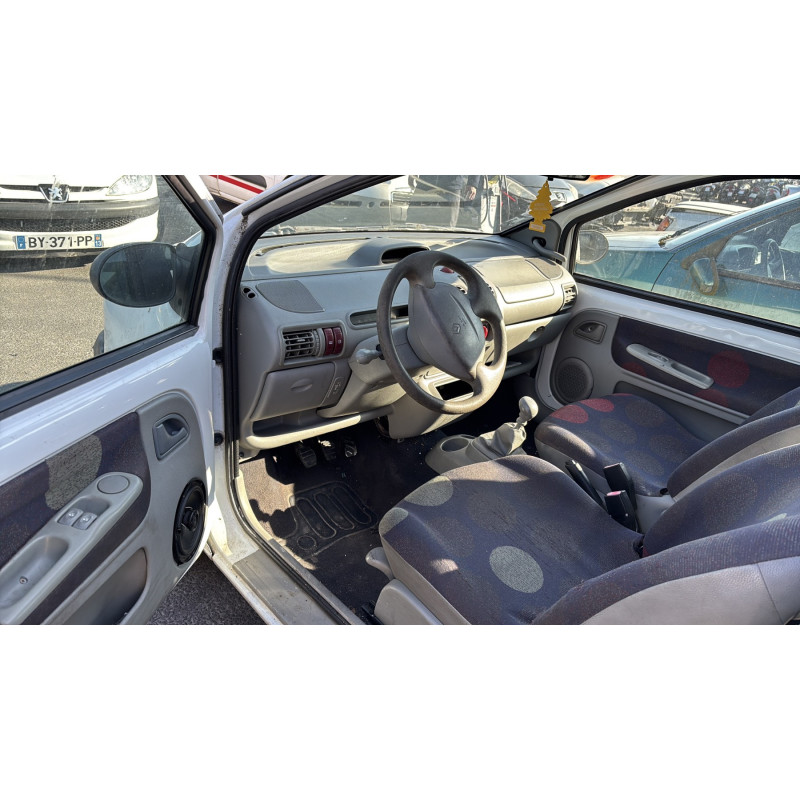 Malle/Hayon arriere RENAULT TWINGO 1 Photo n°17