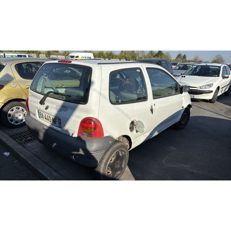 Vitre avant gauche RENAULT TWINGO 1 Photo n°7