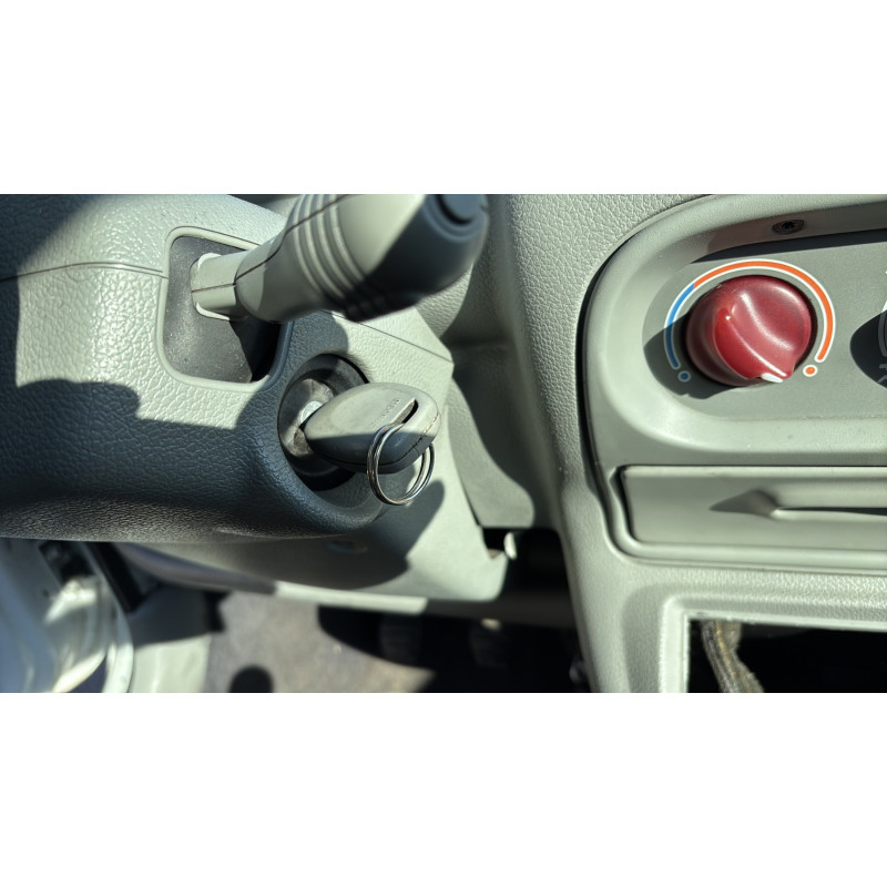 Bouton de warning RENAULT TWINGO 1 Photo n°16