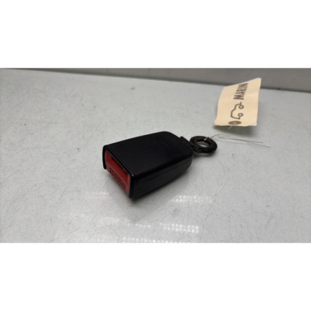 Attache ceinture arriere gauche RENAULT TWINGO 1