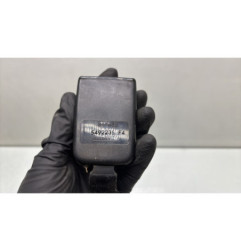 Attache ceinture arriere gauche RENAULT TWINGO 1