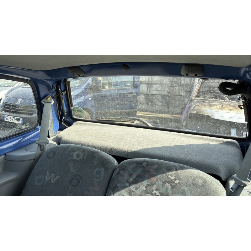 Attache ceinture arriere gauche RENAULT TWINGO 1 Photo n°13