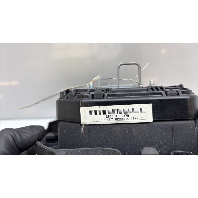 Air bag conducteur RENAULT TWINGO 2 Photo n°4