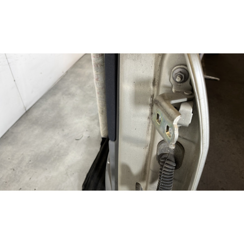 Porte arriere gauche RENAULT SCENIC 2 Photo n°4