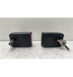 Attache ceinture arriere gauche RENAULT SCENIC 2