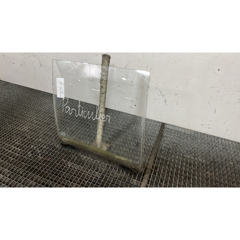 Vitre arriere droit RENAULT SUPER 5 Photo n°3