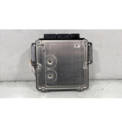 Calculateur moteur RENAULT VEL SATIS