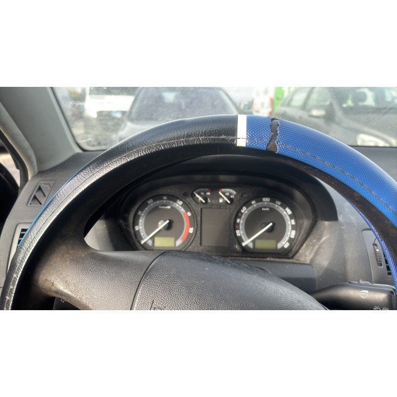 Vitre arriere gauche SKODA FABIA 1 Photo n°20