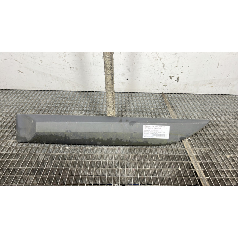 Baguette de porte arriere gauche  RENAULT MEGANE 3 Photo n°1