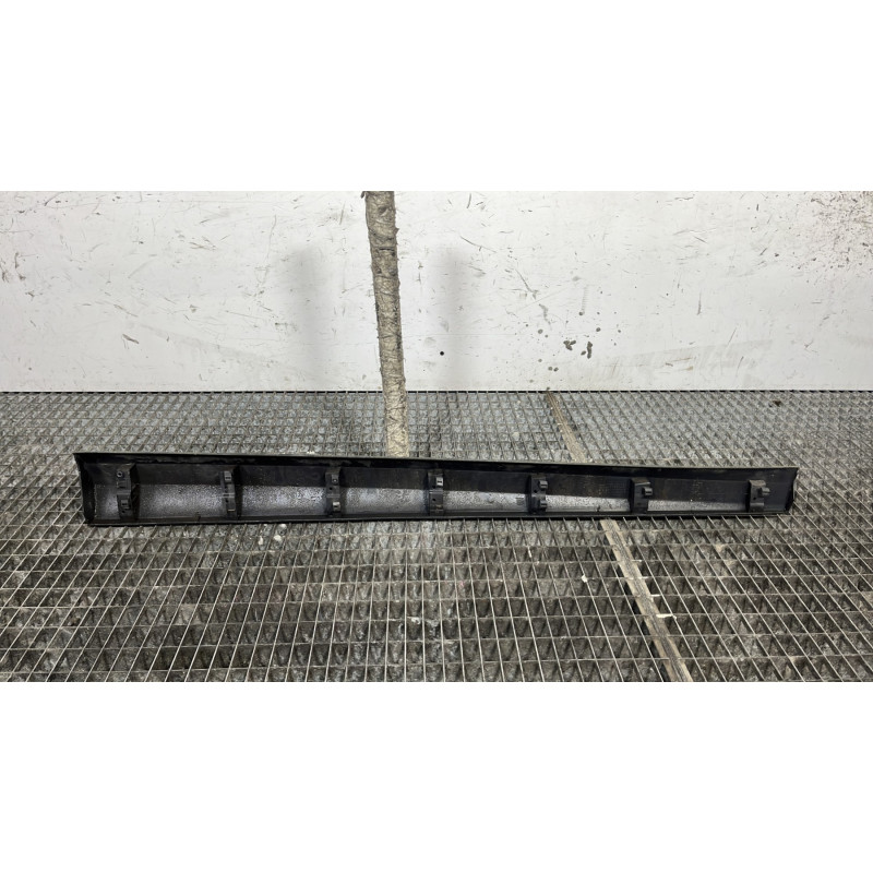 Baguette de porte avant gauche RENAULT MEGANE 3 Photo n°4
