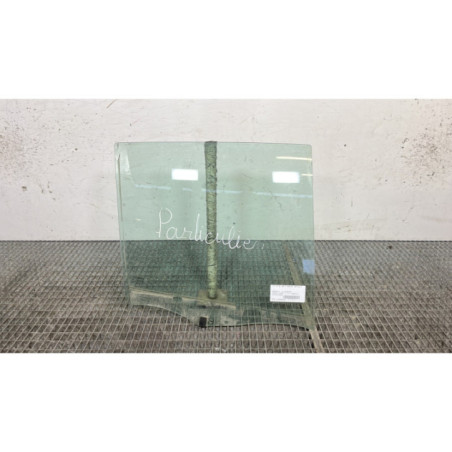 Vitre arriere droit RENAULT MODUS Photo n°1