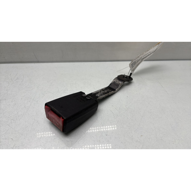 Attache ceinture avant droit RENAULT MODUS Photo n°2