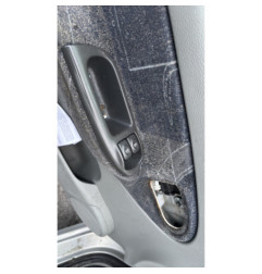 Serrure avant droit RENAULT SCENIC 1
