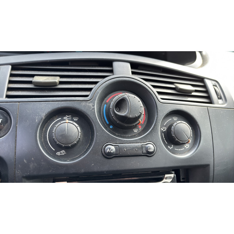 Feu arriere principal droit (feux) RENAULT SCENIC 2 Photo n°20