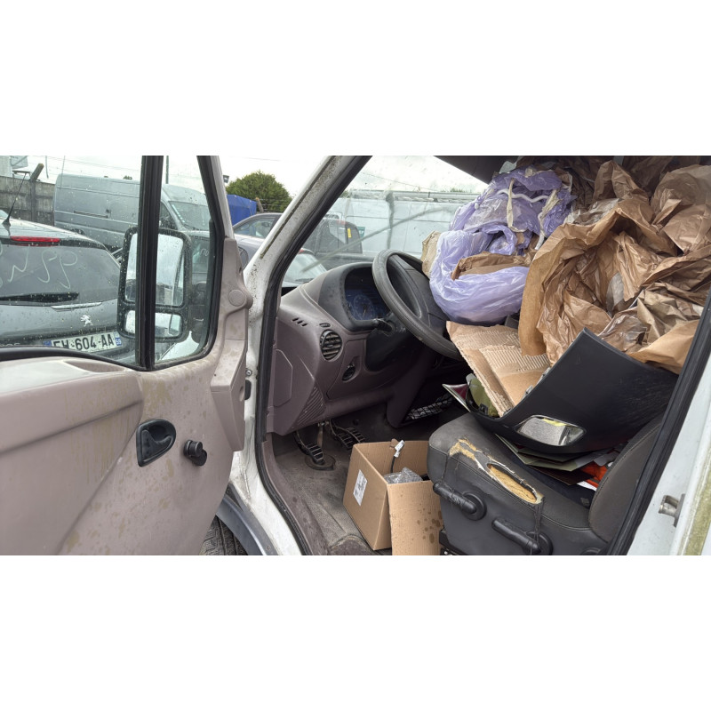 Calandre RENAULT MASTER 2 Photo n°10